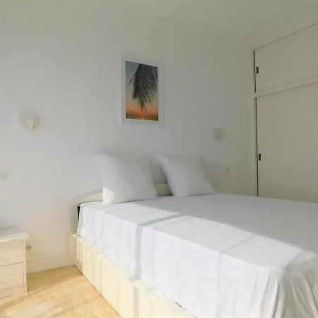 Splendide Les lauriers rénové 2021, vue mer et parking Appartement *