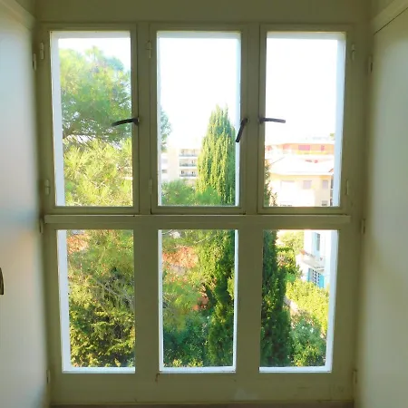 Appartement Splendide Les Lauriers Renove 2021, Vue Mer Et Parking Antibes