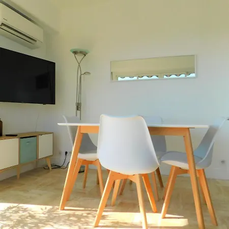 Splendide Les Lauriers Renove 2021, Vue Mer Et Parking Antibes